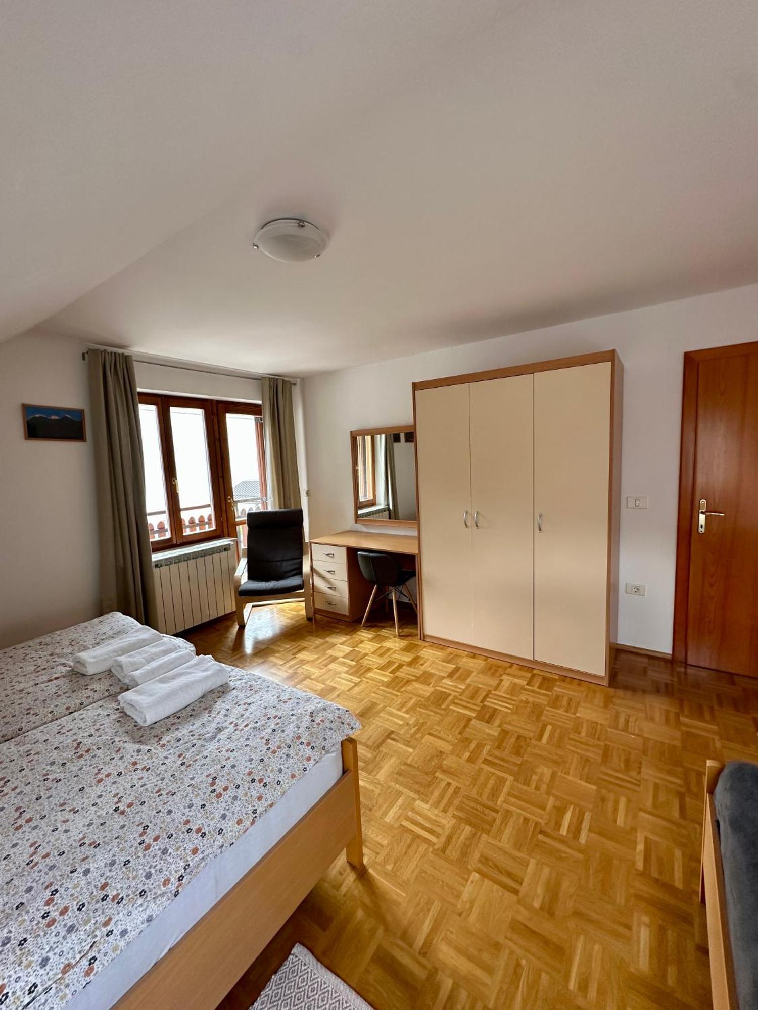 Apartments And Rooms Tajcr Bovec Exterior foto