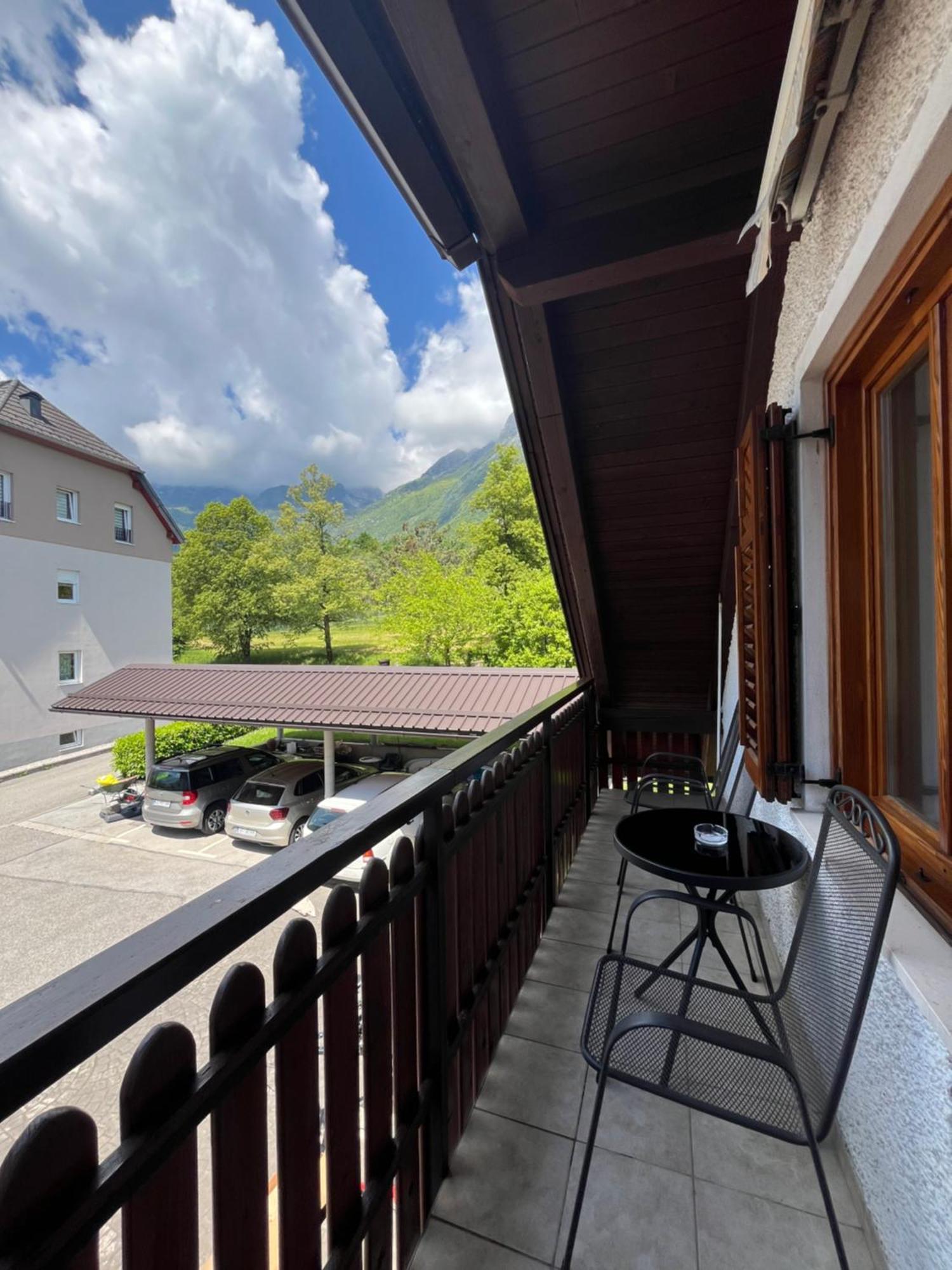 Apartments And Rooms Tajcr Bovec Exterior foto