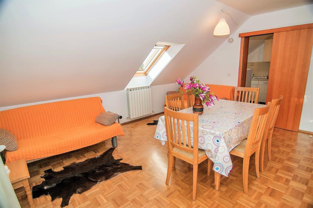 Apartments And Rooms Tajcr Bovec Exterior foto